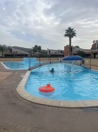 Donna Lopes, seaside cottage and pool Отели в г. Кампофеличе-ди-Рочелла