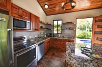 Villa Romancing The Stone - Amazing Villa in Ojochal, Osa Hotels in Ciudad Cortes