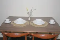 Cozy 1 Bed Studio - Minutes to NAIA and MOA!