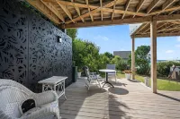 Pacific Ocean Breezes