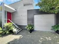 Westmere Wonder l Gorgeous 3 Bed Home inc. View