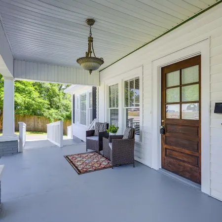 Main Street Home: 1 Mi to Callaway Gardens