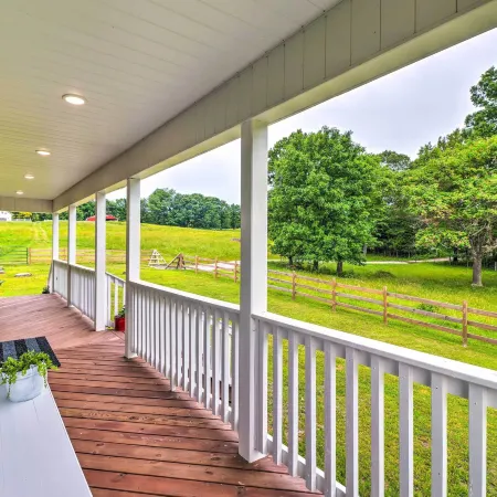 Secluded Timbo Retreat - Hike, Swim & Kayak!
