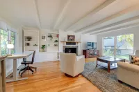 로그 강 접근지까지 약 9마일 떨어진 아늑한 그랜츠 패스 집