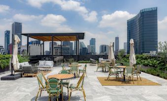 Icon Roma 517 by Wynwood House