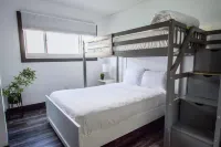 The Summit 132 - Apartments