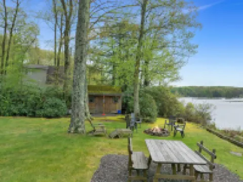 湖畔度假屋 - 適合家庭的皮划艇 萊克酒店