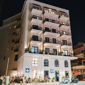 Kondo Hotel Allure