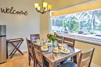 Waterfront Pool & Spa: Relaxing Cape Coral Retreat - Parkplatz