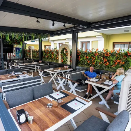 Club Karakas Apart Otel