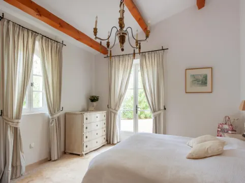 Beachside Bliss in Gassin