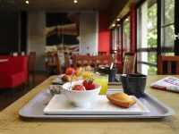 Ibis Egletons - พร้อมอาหารเช้า