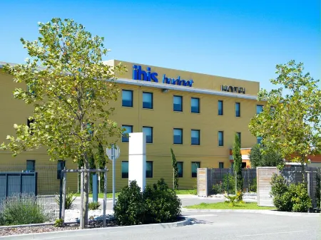 Ibis Budget Castelnaudary - A61 Отели в г. Вильспи