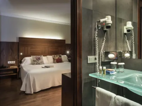 宜必思尚品費格拉斯隆達酒