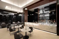 Radisson Blu Hotel, Riyadh Al Sahafa - Bar