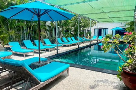 Kura Kura Resort Gili Meno Отели рядом с достопримечательностью «Гили Мено»