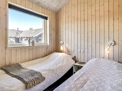 12 person holiday home in Hasselberg