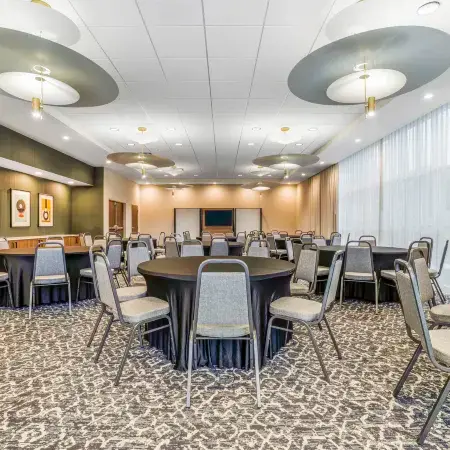 Hilton Garden Inn Nashville Opryland Отели рядом с достопримечательностью «Опри Миллс»