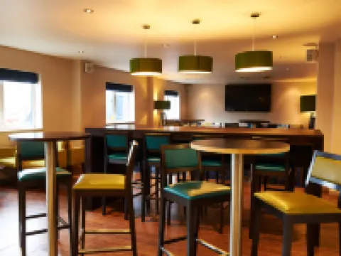 Holiday Inn Express MANCHESTER AIRPORT by IHG Hotels in Ringway