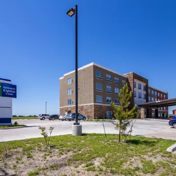 Holiday Inn Express & Suites BLACKWELL by IHG