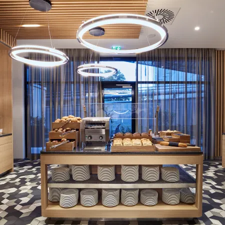 Holiday Inn Express BERLIN - ALEXANDERPLATZ by IHG