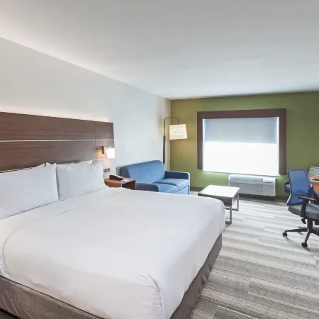 Holiday Inn Express & Suites TULSA SOUTH - WOODLAND HILLS by IHG
