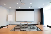 Holiday Inn Express FRANKFURT AIRPORT - RAUNHEIM by IHG - Ramah keluarga