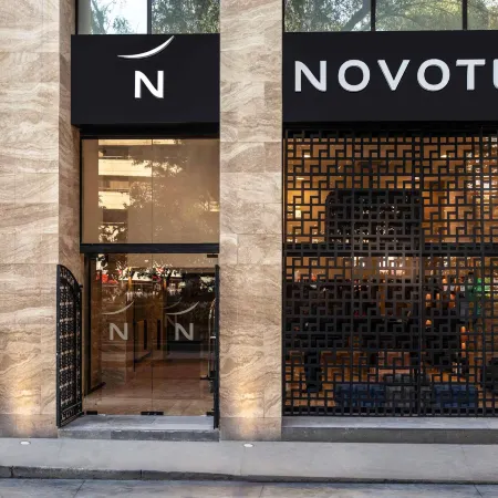 Novotel Mexico City Centro Historico Отели рядом с достопримечательностью «Площадь Конституции»