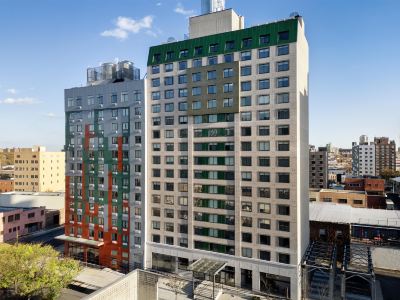 DoubleTree by Hilton Long Island City New York