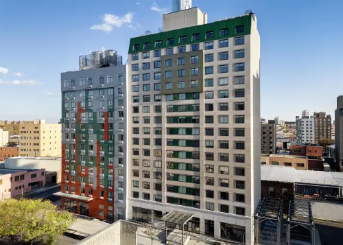 DoubleTree by Hilton Long Island City New York - พร้อมอาหารเช้า