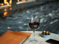 พูลแมน อีสต์ เมลเบิร์น - ที่มีบาร์