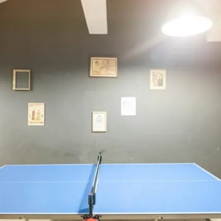 360 Hostel Borne