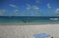 3 Br Home Overlooking Atlantic Ocean Hotels in Willikies