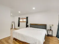 Updated Getaway w/ Sauna & Yard in Bloomsbury! Hotels in Hunterdon County
