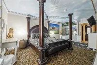 Days Inn & Suites by Wyndham Terre Haute