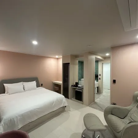 Brown Dot Yeosu Yeocheon Branch