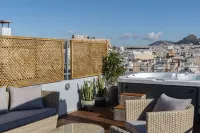 Acropolis Sky Retreat Jacuzzi 3Br Maisonette - Bungalows