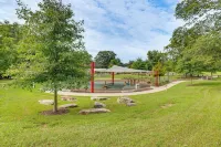 Steps to Playground Family Home in Douglasville! - Wifi