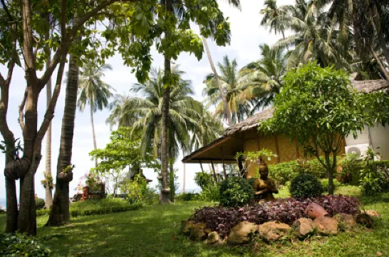 Lipa Lodge Beach Resort