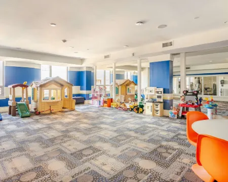 Dtss豪華公寓兩卧兩衛 帶屋頂泳池和華盛頓特區景觀休息室 銀泉酒店