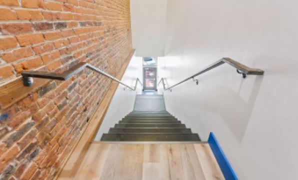 Rustic-industrial Loft With Courthouse Views 3 Bedroom Apts