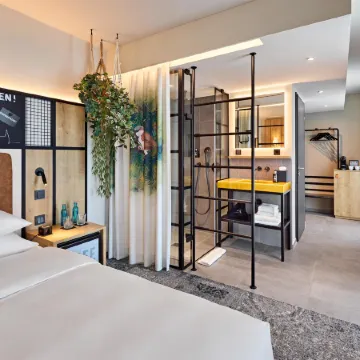 Me and All Hotel ulm, by Hyatt