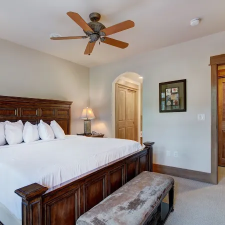 Luxurious 2 Br in River Run Village with Ski in Ski Out Condo