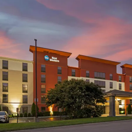 Best Western Suites Near Opryland Отели рядом с достопримечательностью «Опри Миллс»
