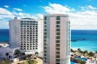 Altitude at Krystal Grand Cancun - All Inclusive - Merinäköala