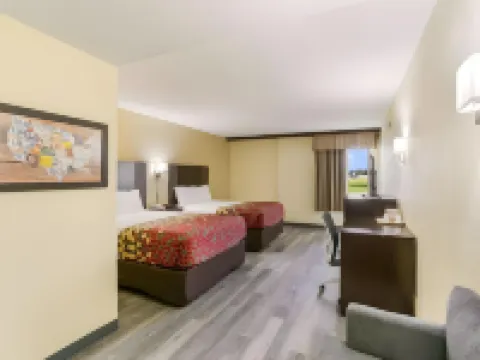 Inn at York Hotels in Manchester Township