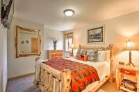 Peaceful Fraser Condo w/ Patio - by Hiking Trails! - Homestays