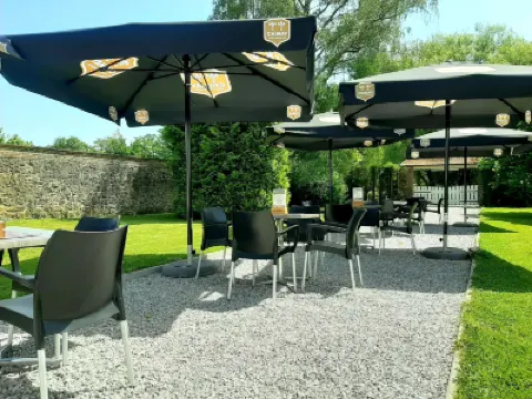 勒特里貝訥 酒店