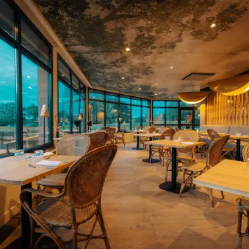 Best Western Plus le Roi Arthur Hotel et Spa Отели в г. Плоэрмель