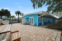 Waterway Vista Suite Pet Friendly Boat Dock - Apartments